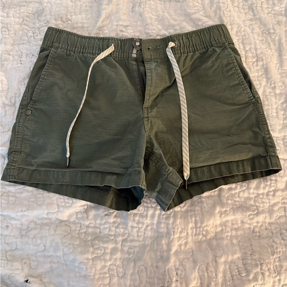 Vuori Green Drawstring Shorts